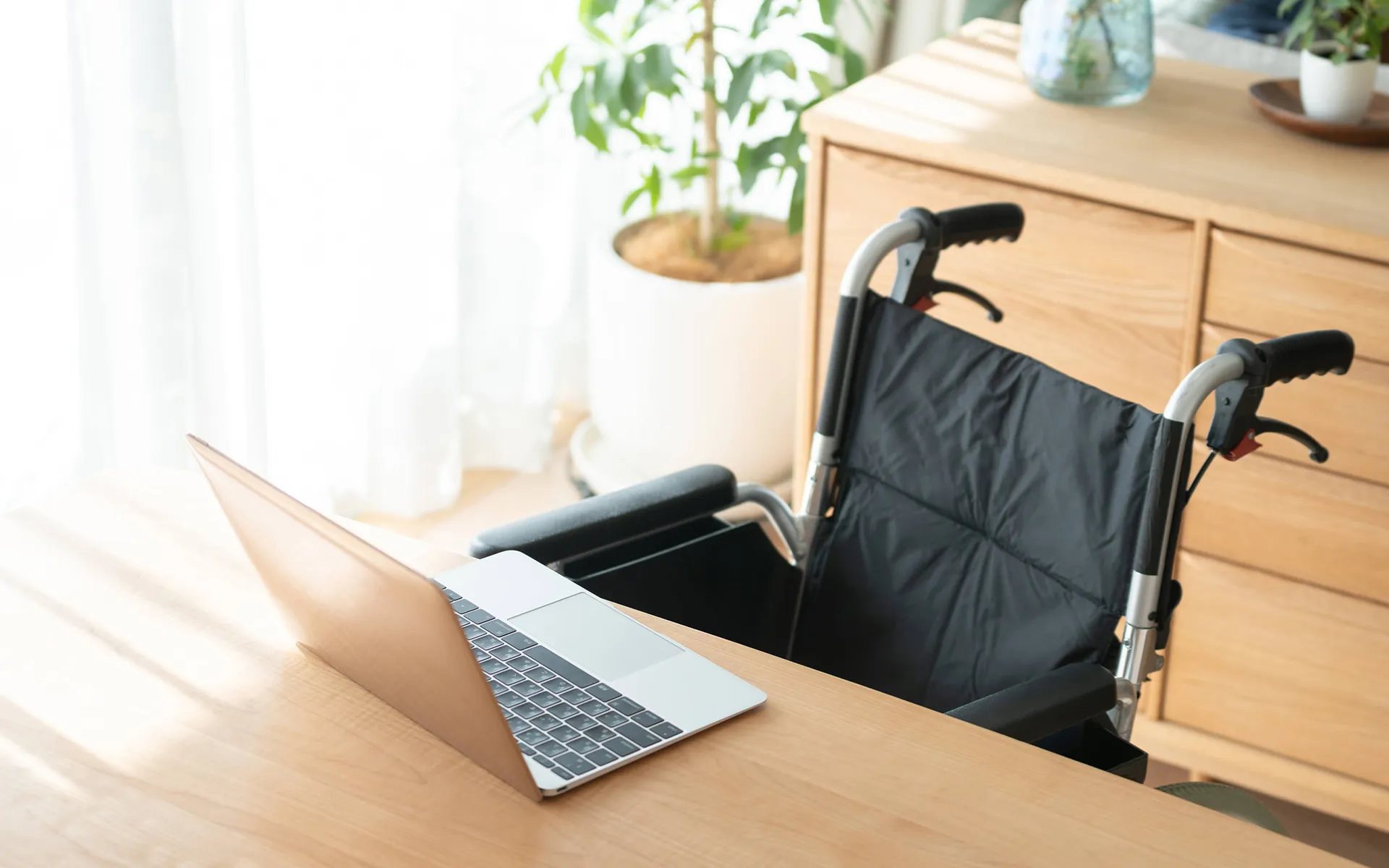 ジェイグレード合同会社